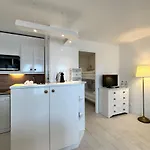 Les Tamaris - With Sea View - Appartamento *