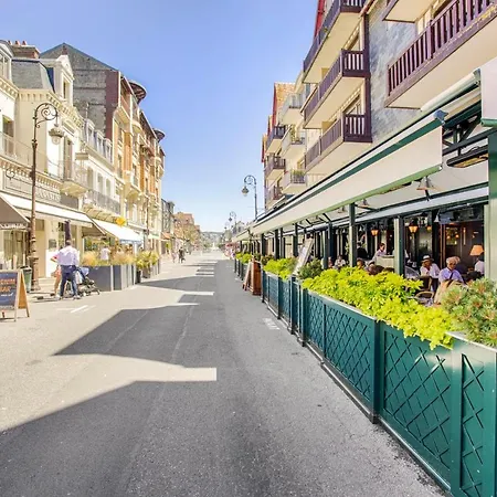 Les Tamaris - With Sea View - *