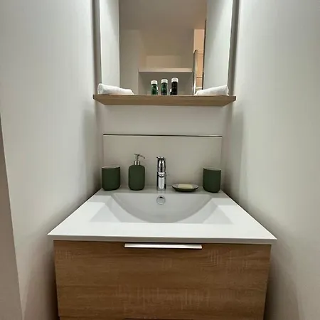 Les Tamaris - With Sea View - Appartamento