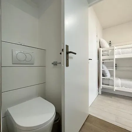 Les Tamaris - With Sea View - *