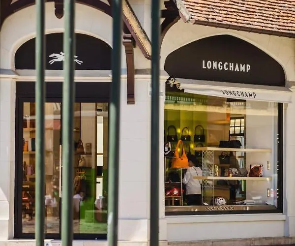 Les Tamaris - With Sea View - Lejlighed